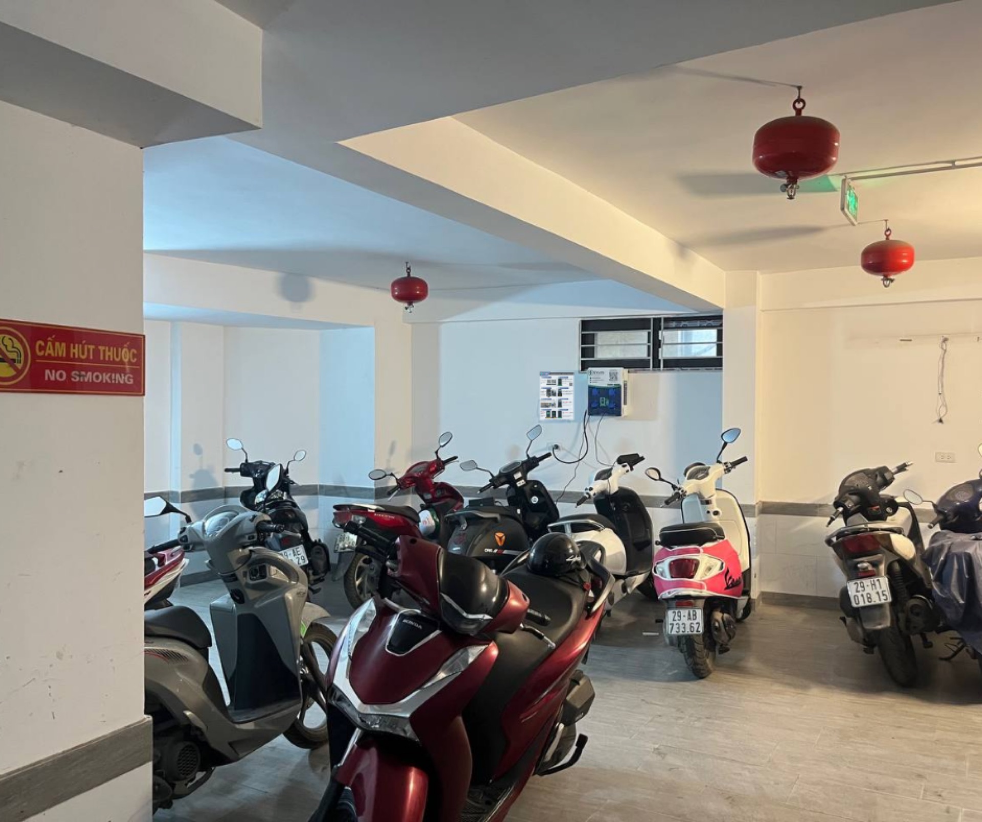 Trạm sạc xe máy điện EVsafe tại nhà trọ